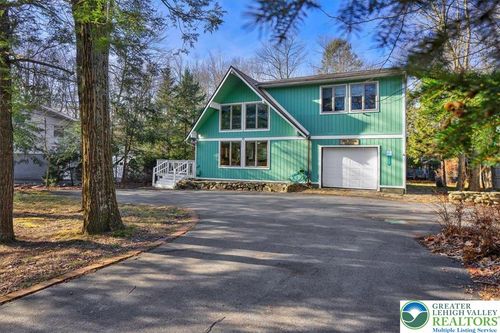 1159 Thunder Dr, Pocono Summit, PA, 18346-7645 | Card Image