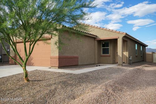10258 W Zimmerman St, Marana, AZ, 85653-1352 | Card Image