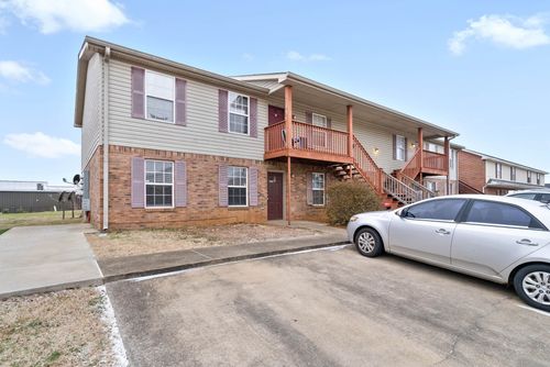c-3884 Northeast Dr, Clarksville, TN, 37040 | Card Image