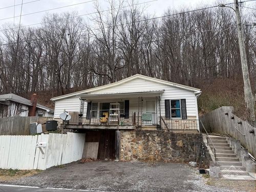 1134 Old Bramwell Rd, Bluefield, WV, 24701-2020 | Card Image