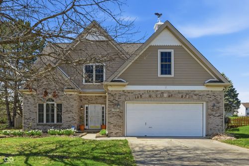 1036 Spanish Lake Dr, Avon, IN, 46123-8752 | Card Image