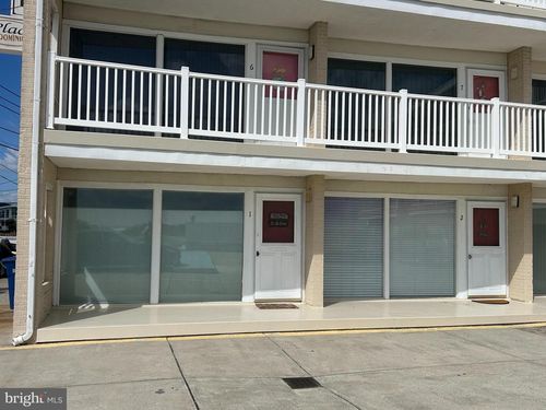 427 E Monterey Ave, WILDWOOD, NJ, 08260-3625 | Card Image