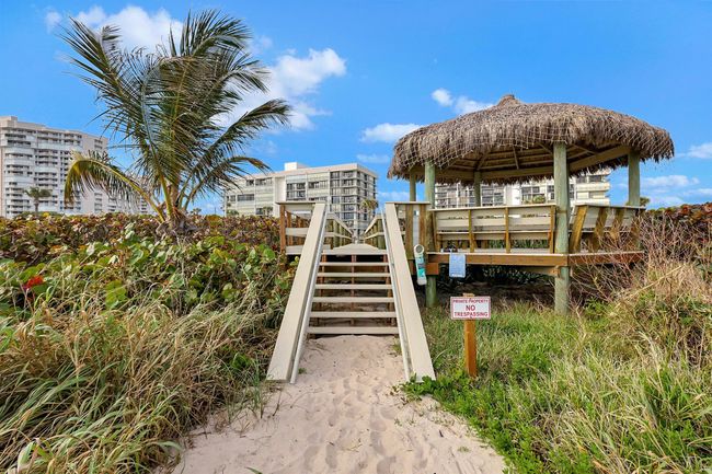 APT-804 - 5059 N Highway A1a, Condo with 2 bedrooms, 2 bathrooms and null parking in Hutchinson Island FL | Image 36