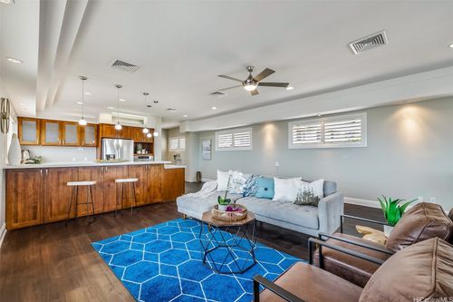 apt-l-1011-L Alewa Dr, Honolulu, HI, 96817-1566 | Card Image