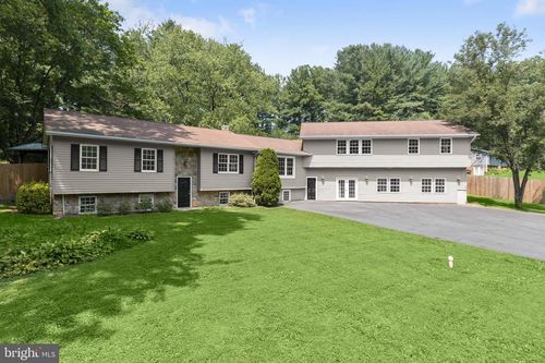 4224 Roop Rd, MOUNT AIRY, MD, 21771-9018 | Card Image