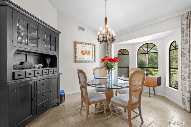 dining room | Image 12