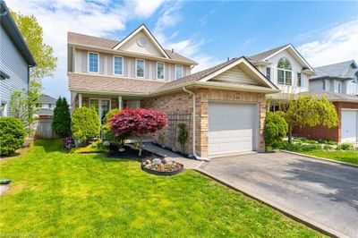 124 Crawford Cres, House other with 4 bedrooms, 2 bathrooms and 3 parking in Cambridge ON | Image 2