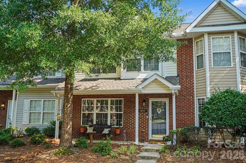 605 Gelderland Dr, Matthews, NC, 28104-8025 | Card Image