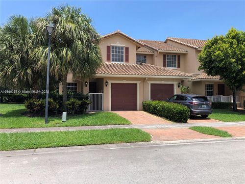 43-3310 Lakeside Dr, Davie, FL, 33328-1904 | Card Image