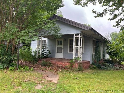103 E Commercial Street, Webbers Falls, OK, 74470 | Card Image