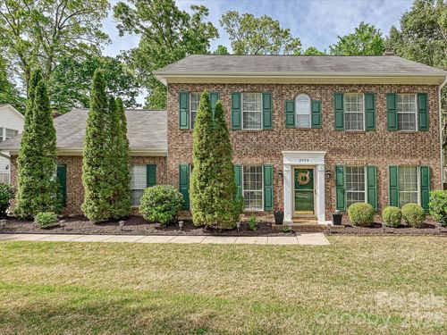 2924 Firewood Dr, Matthews, NC, 28105-0873 | Card Image