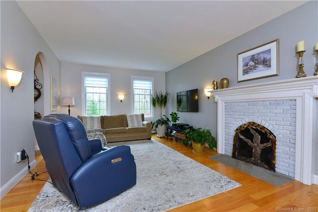 11 Hickey Rd, House other with 3 bedrooms, 3 bathrooms and 6 parking in Pomfret Center CT | Image 6