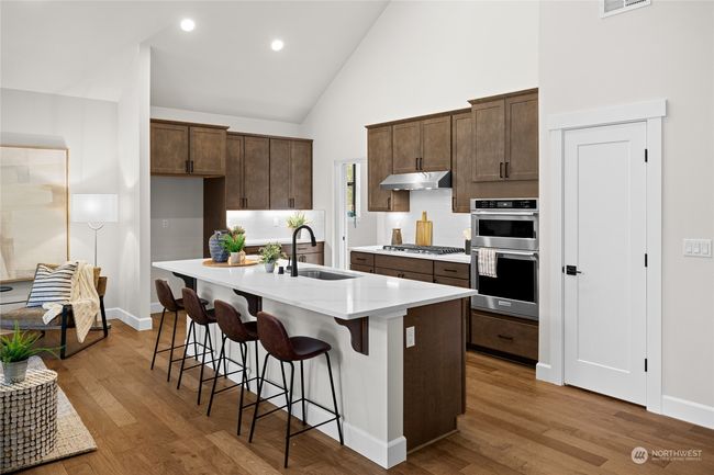 Kitchen with plenty of storage | Image 10