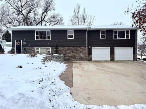 305 2nd St, Ireton, IA, 51027-7703 | Card Image