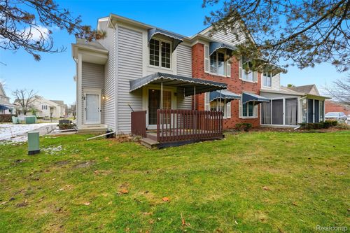 37415 Stonegate Cir, Clinton Twp, MI, 48036-2965 | Card Image