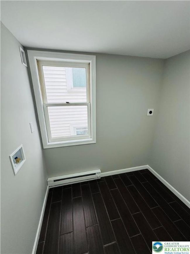 332 W Patterson St, House other with 3 bedrooms, 1 bathrooms and null parking in Lansford PA | Image 25
