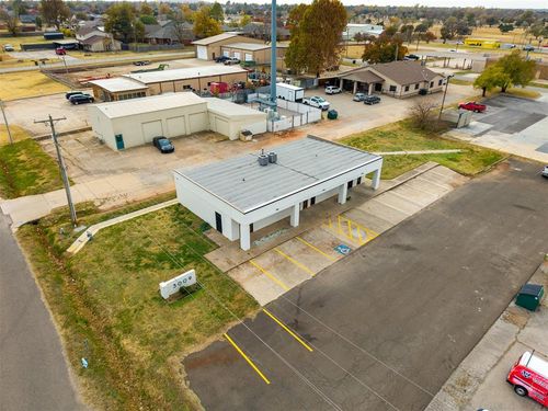 ste-a-3009 Epperly Dr, Del City, OK, 73115-3411 | Card Image