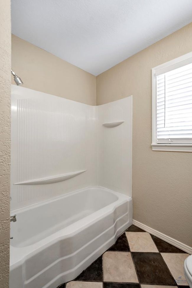 1605 N Big Spring St, Home with 0 bedrooms, 0 bathrooms and null parking in Midland TX | Image 28