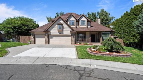 212 Sitka Ct, Richland, WA, 99352-8730 | Card Image