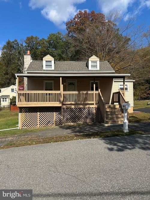 104 Woodcrest Ave, ASTON, PA, 19014-1120 | Card Image