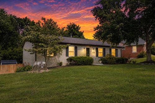 3483 Lansdowne Dr, Lexington, KY, 40517 | Card Image