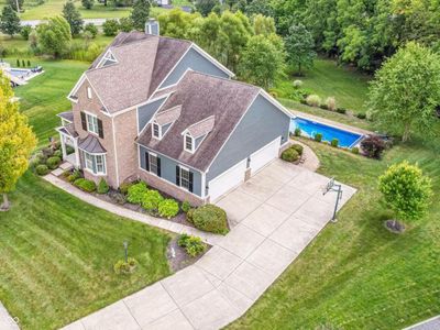 6935 Linden Woods Drive, House other with 5 bedrooms, 4 bathrooms and null parking in Avon IN | Image 2