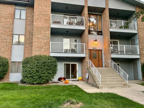 apt-101-9621 Merrillville Rd, Crown Point, IN, 46307-2246 | Card Image