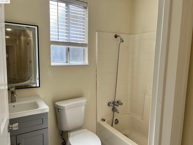 162 Riverside Dr, House other with 3 bedrooms, 2 bathrooms and 4 parking in Bay Point CA | Image 16