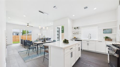 6734 Lozier St, Houston, TX, 77021-2335 | Card Image