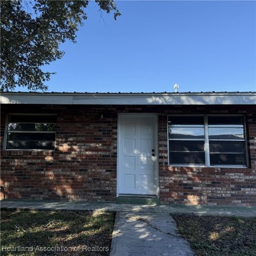 1442 Melrose Dr, Avon Park, FL, 33825-2354 | Card Image