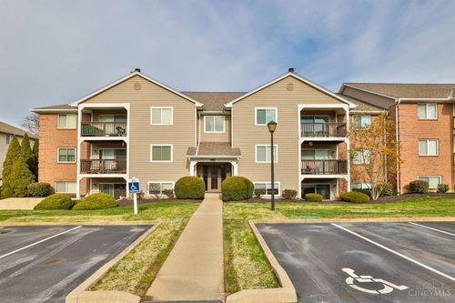 12110 Regency Run Ct, Cincinnati, OH, 45240-1090 | Card Image