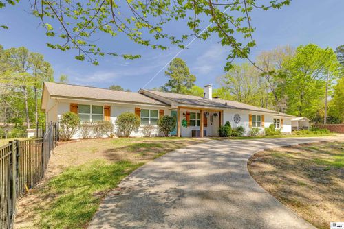 2802 Lakeview Dr, Ruston, LA, 71270-5254 | Card Image