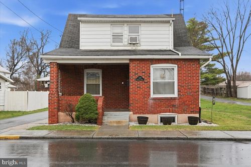 639 W Race St, MARTINSBURG, WV, 25401-2761 | Card Image