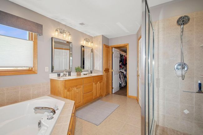 Private Primary Bathroom- DoubleSinks | Image 23