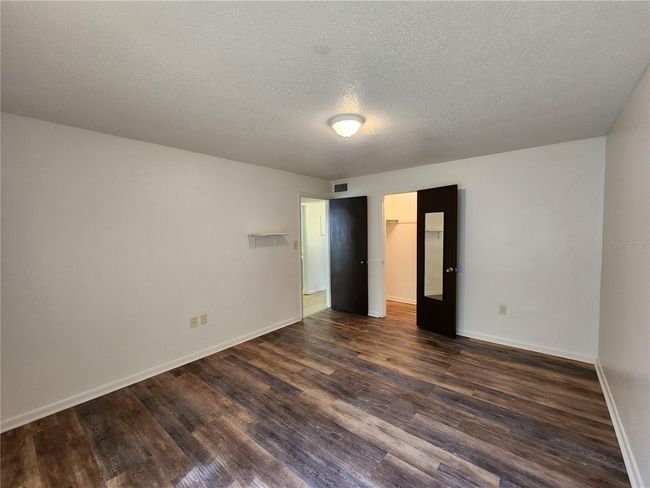APT-5 - 300 Nw 20 Th Ave, Condo with 2 bedrooms, 1 bathrooms and null parking in GAINESVILLE FL | Image 5