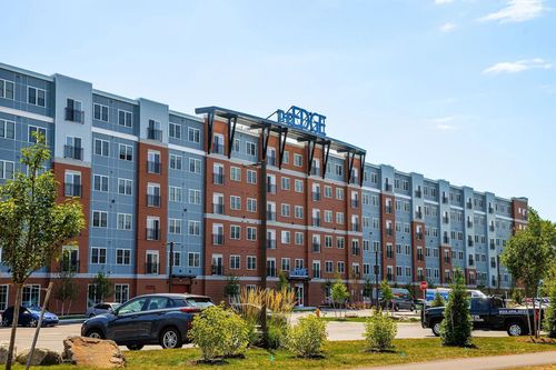 121-303 Dunbar Street, Manchester, NH, 03103 | Card Image