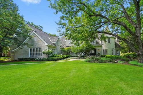 1 Kensington Dr, North Barrington, IL, 60010-6960 | Card Image