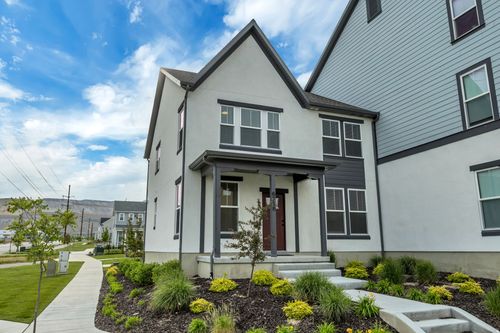 6718 W 11800 S, South Jordan, UT, 84009-1778 | Card Image