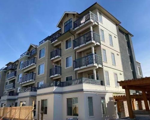 20487 65 Ave, Langley, BC, V2Y3K5 | Card Image