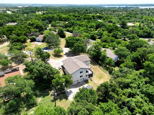 110 Vanshire Rd W, Lakeside, TX, 76108-9465 | Card Image