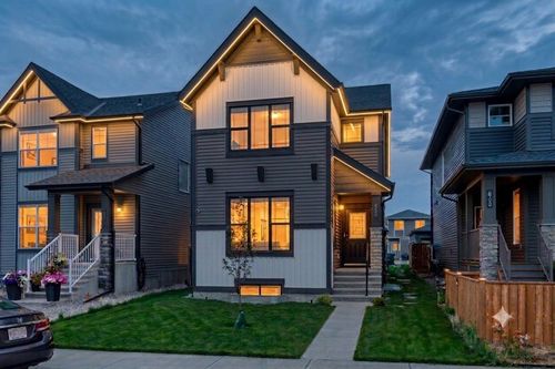 856 Midtown Dr Sw, Airdrie, AB, T4B5K9 | Card Image