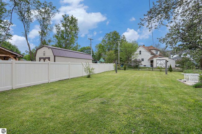 832 Wallace St, House other with 3 bedrooms, 1 bathrooms and null parking in Cadillac MI | Image 26