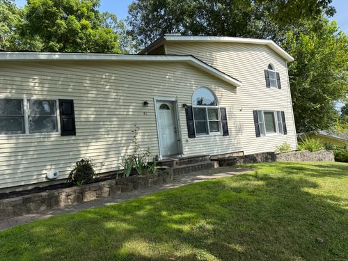 47 Valley View Ln, New Milford, CT, 06776-4123 | Card Image