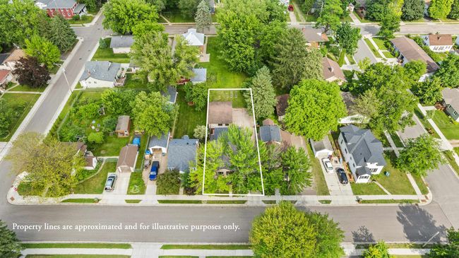 425 3 Rd St, House other with 4 bedrooms, 2 bathrooms and null parking in Stevens Point WI | Image 49