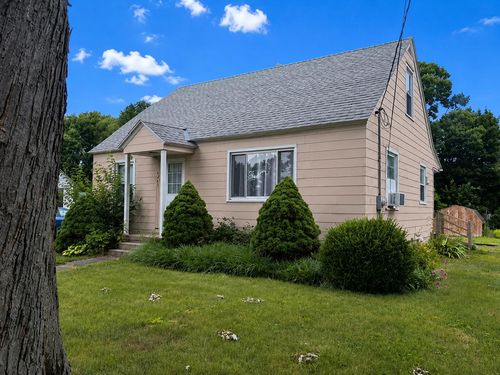 1095 Vos St, Jenison, MI, 49428-8105 | Card Image