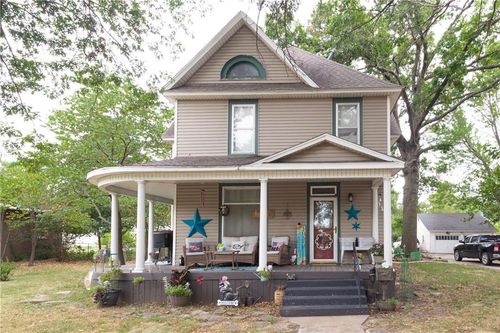 825 Main Street, Cherryvale, KS, 67335 | Card Image