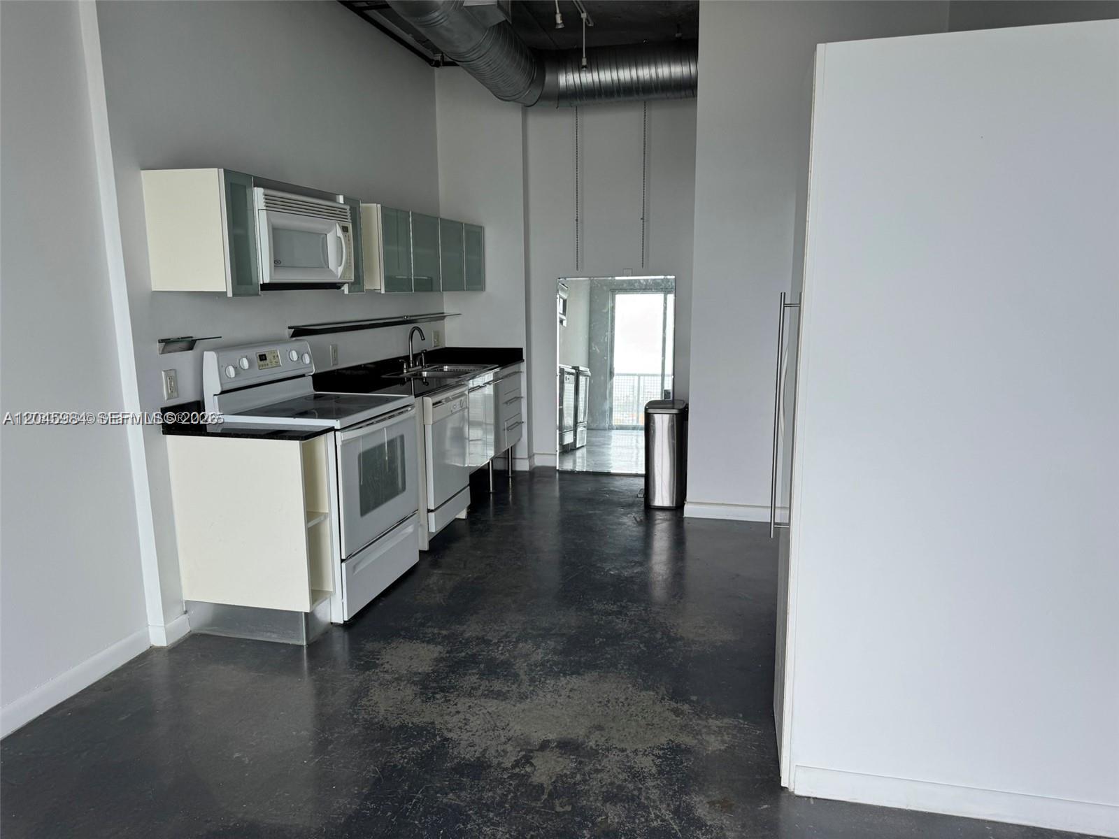 Residential Lease in Miami 5