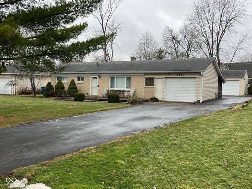 912 W Auman Dr, Carmel, IN, 46032-2618 | Card Image