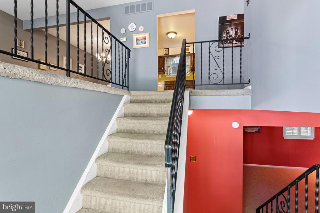 Residential in LINDENWOLD 4