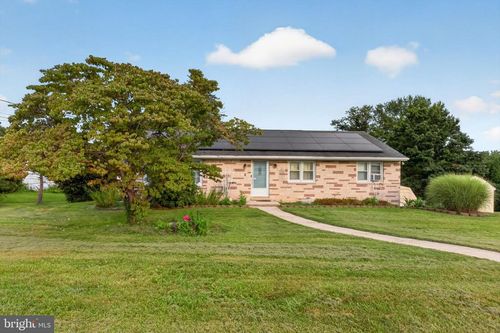 5 Monticello Ave, SPRING GROVE, PA, 17362-8461 | Card Image